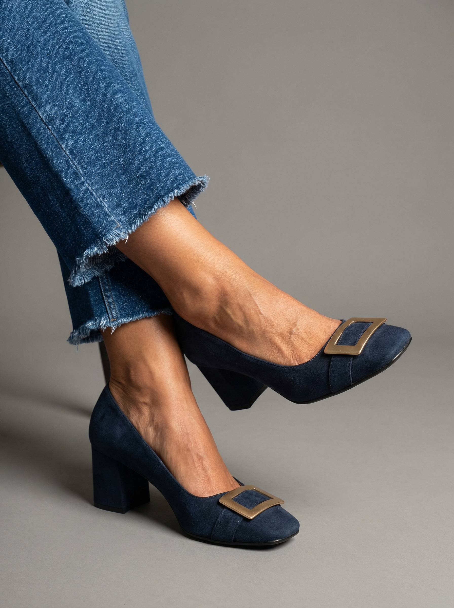 Capri Blu – Tacco Largo & Stabile con Fibbia